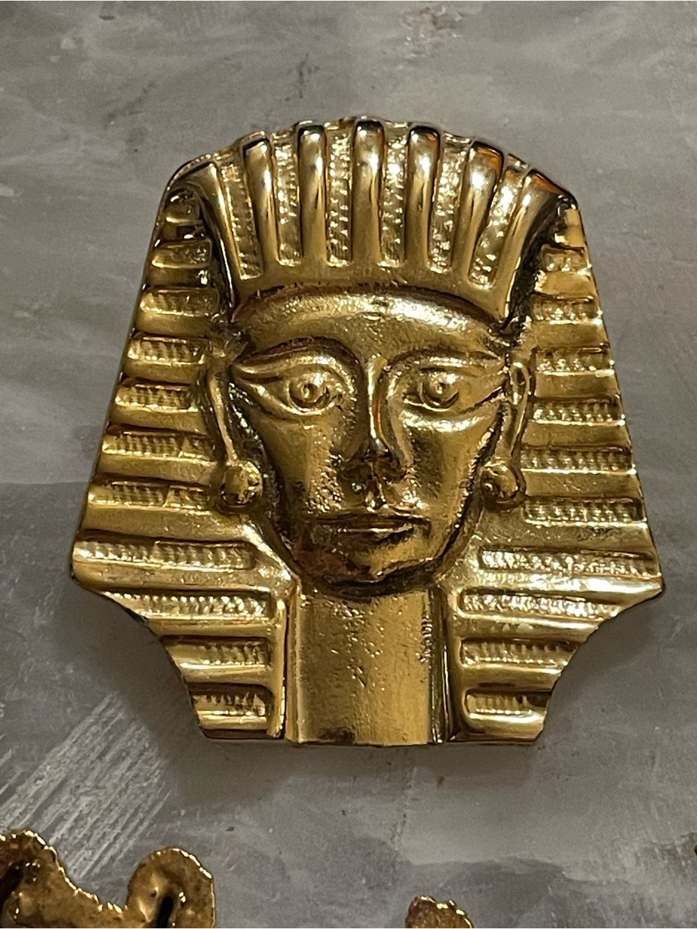 Vintage Gold Tone Pharaoh Brooch #0144